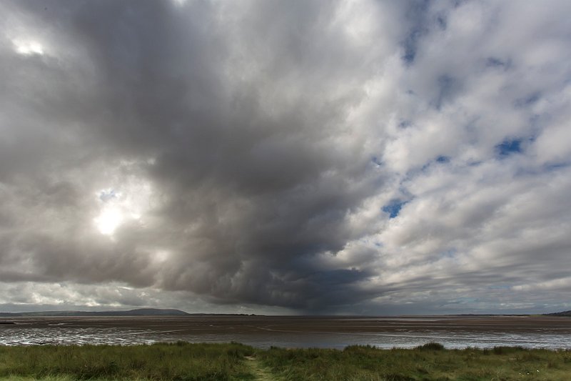 cloud formation llanelli beach.jpg